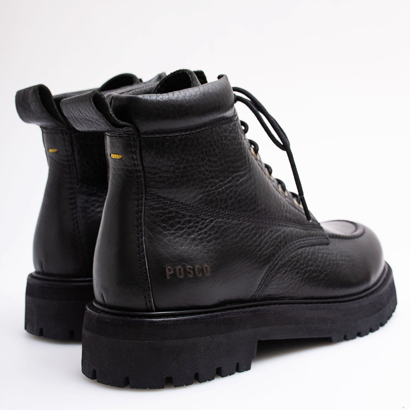 Borcego Patagon Cuero Negro