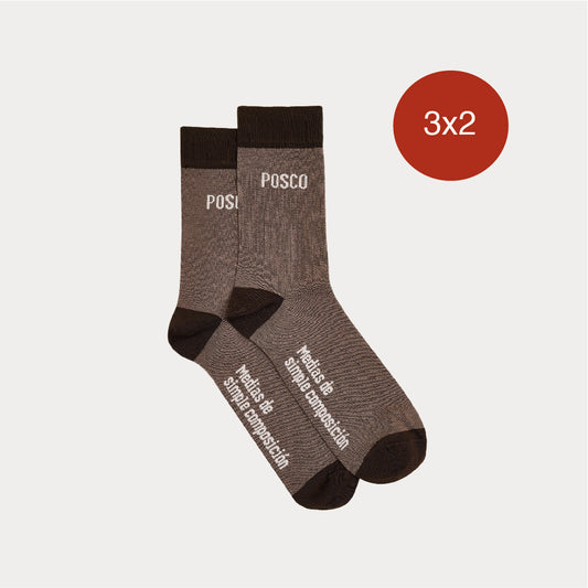 Medias De Simple Composición Marrón