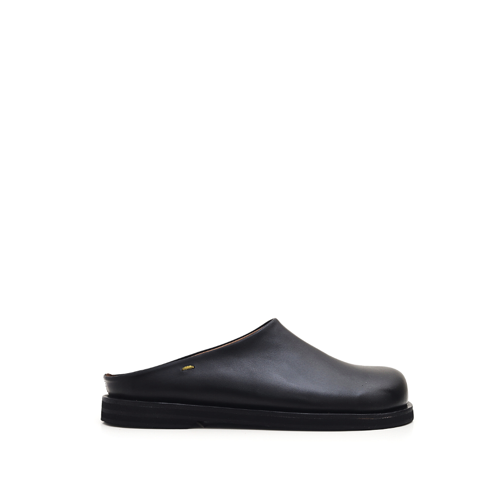 Sueco Fontana Mujer Cuero Negro