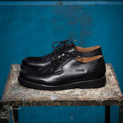 Quique Black Leather