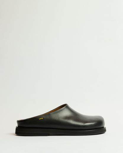 Sueco Fontana Mujer Cuero Negro