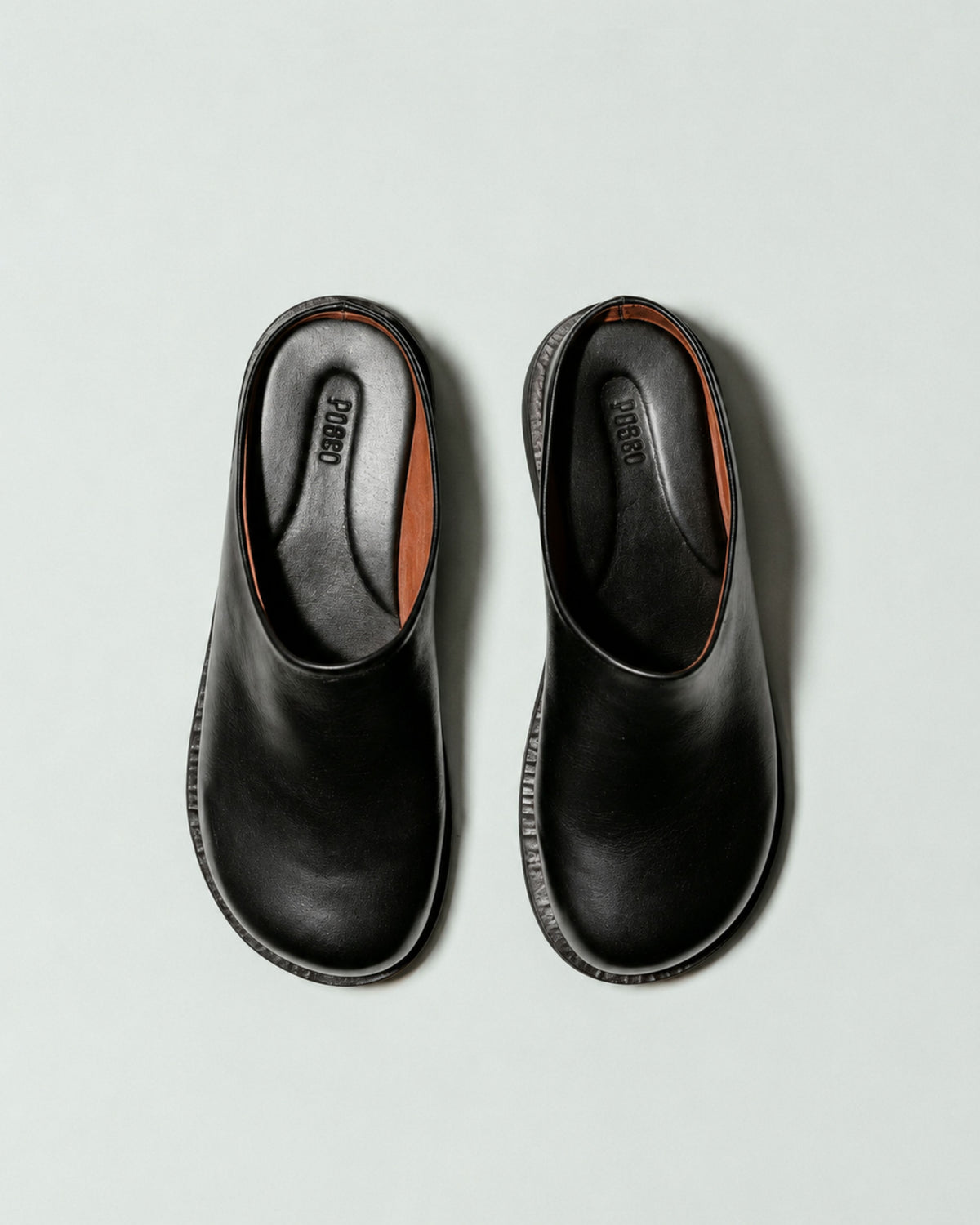 Sueco Fontana Mujer Cuero Negro